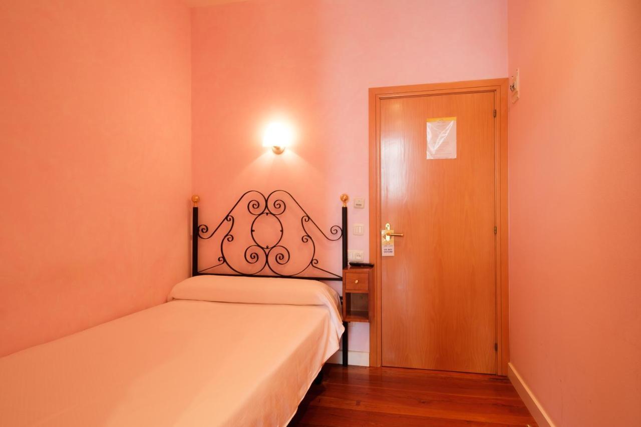 Hotel Playa De Luanco Εξωτερικό φωτογραφία